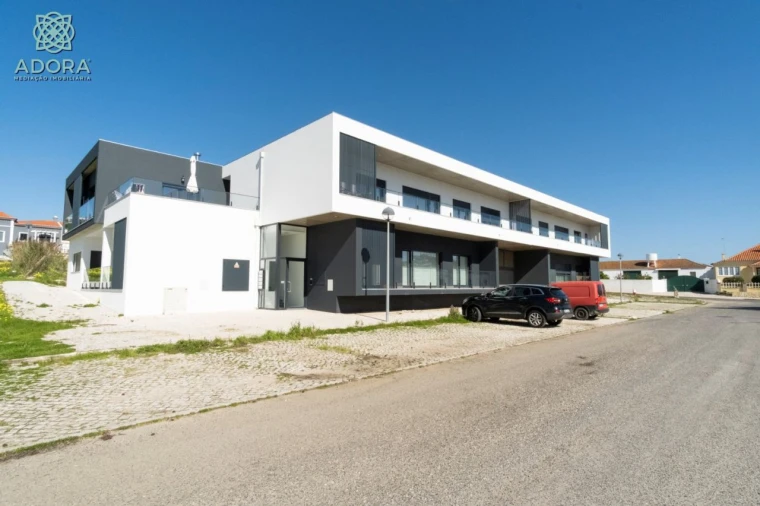 Apartamento T2 para Venda em Gondruzeira Foto 41