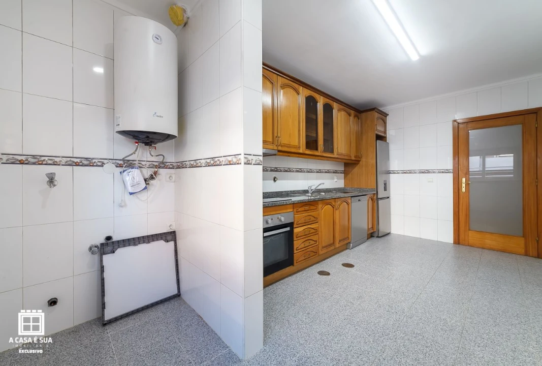 Apartamento T3 para Venda em Avintes Foto 1