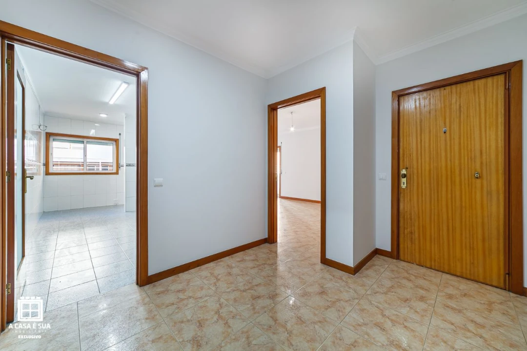 Apartamento T3 para Venda em Avintes Foto 9