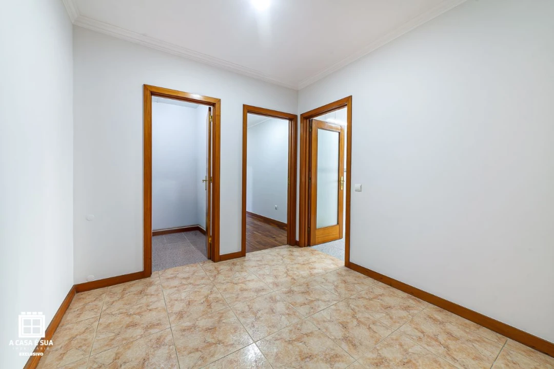 Apartamento T3 para Venda em Avintes Foto 10