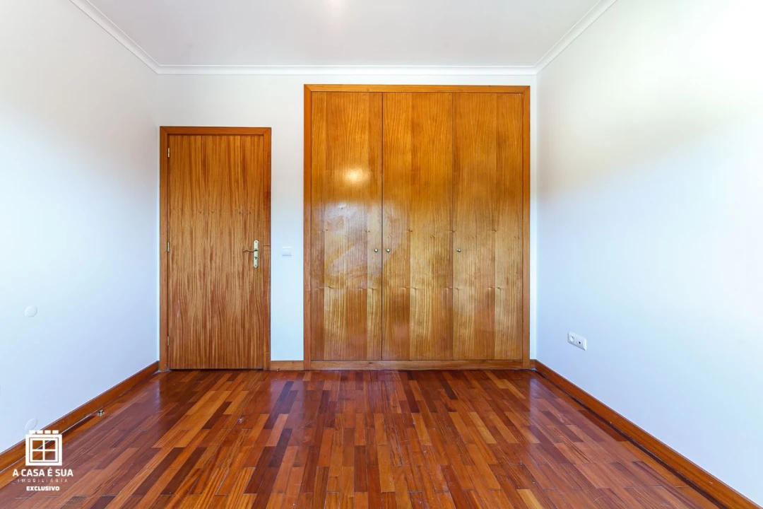 Apartamento T3 para Venda em Avintes Foto 20