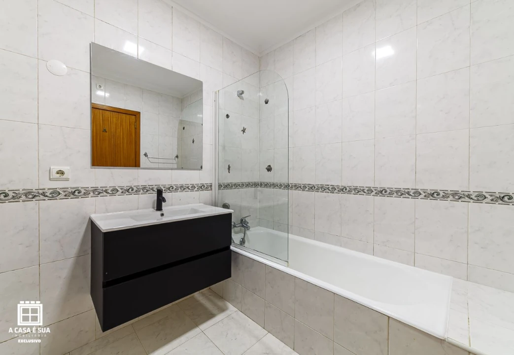 Apartamento T3 para Venda em Avintes Foto 23