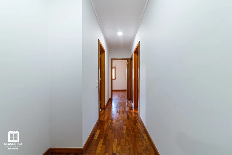 Apartamento T3 para Venda em Avintes Foto 12