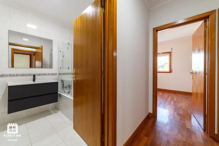 Apartamento T3 para Venda em Avintes Foto 21