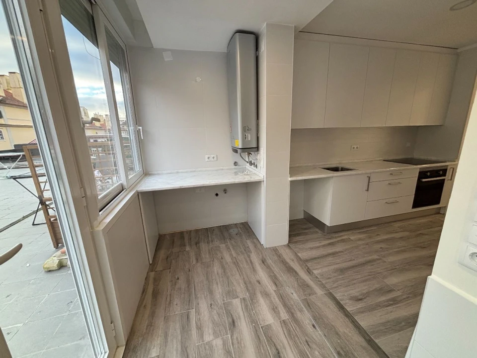 Apartamento T2 para Arrendamento em Lisboa Foto 14