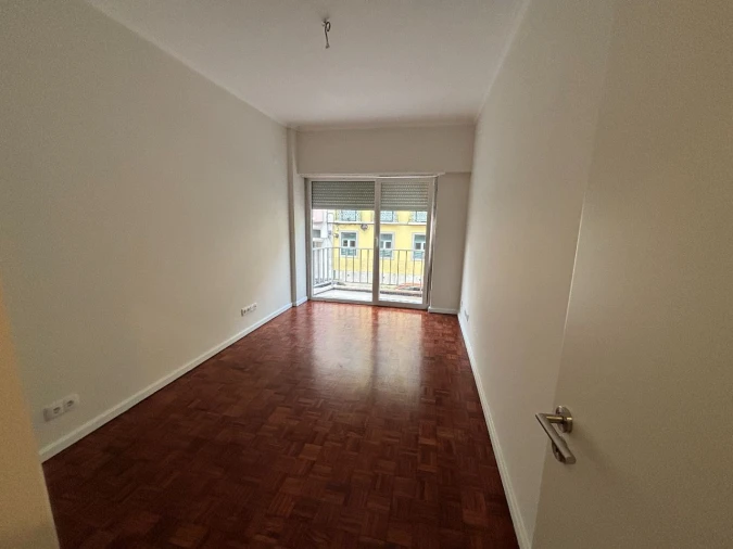 Apartamento T2 para Arrendamento em Lisboa Foto 2