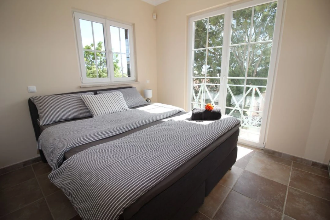 Moradia T2 para Arrendamento férias em Burgau Foto 12