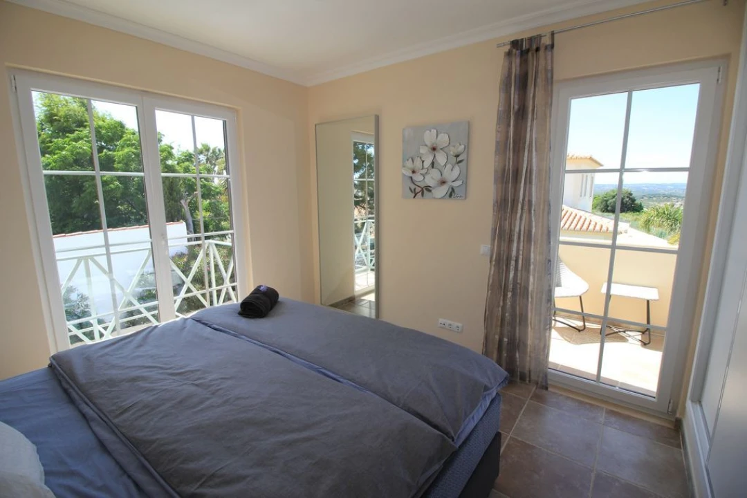 Moradia T2 para Arrendamento férias em Burgau Foto 16