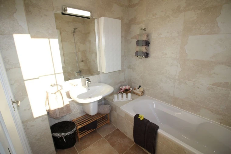 Moradia T2 para Arrendamento férias em Burgau Foto 17