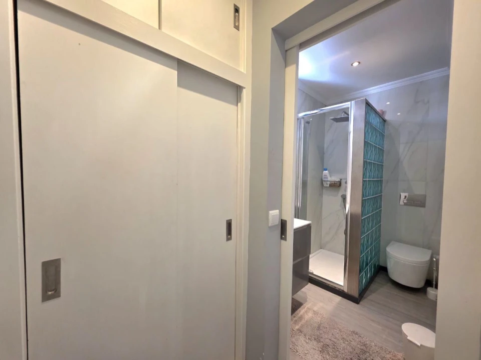 Apartamento T1 para Venda em Funchal Foto 13