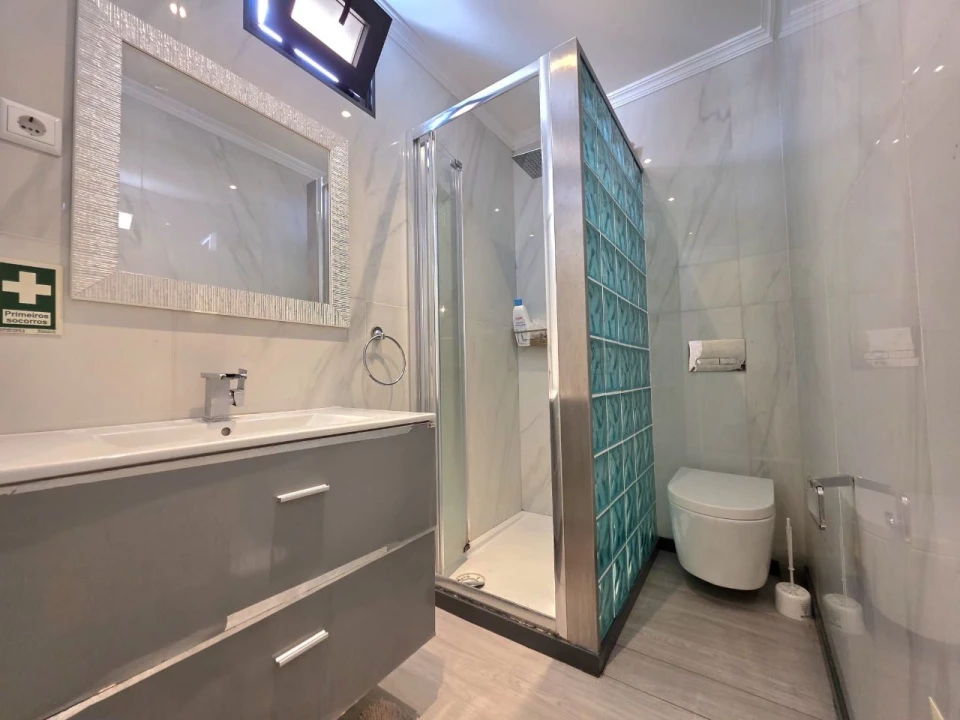 Apartamento T1 para Venda em Funchal Foto 12