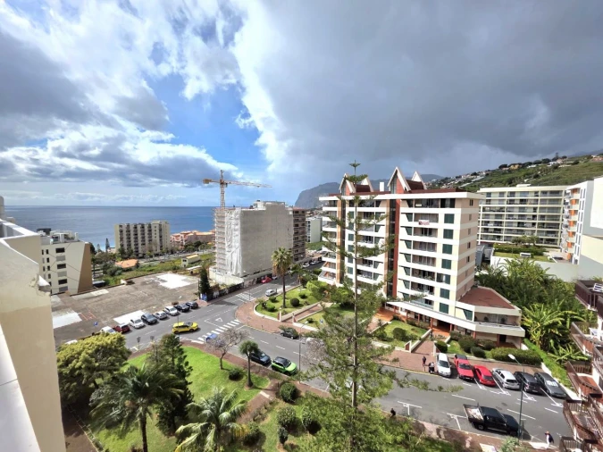 Apartamento T1 para Venda em Funchal Foto 2