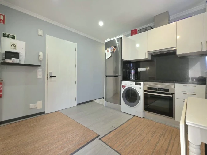 Apartamento T1 para Venda em Funchal Foto 5