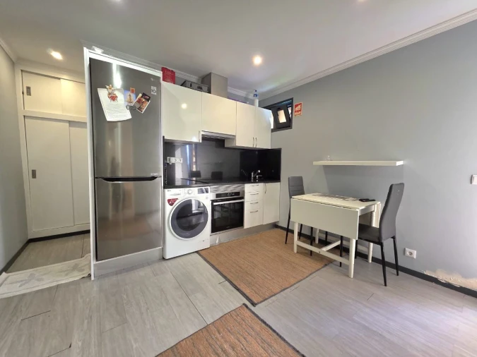 Apartamento T1 para Venda em Funchal Foto 6