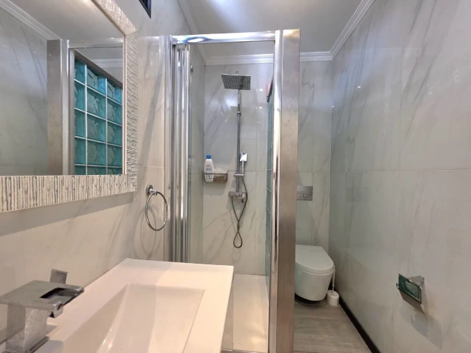 Apartamento T1 para Venda em Funchal Foto 11