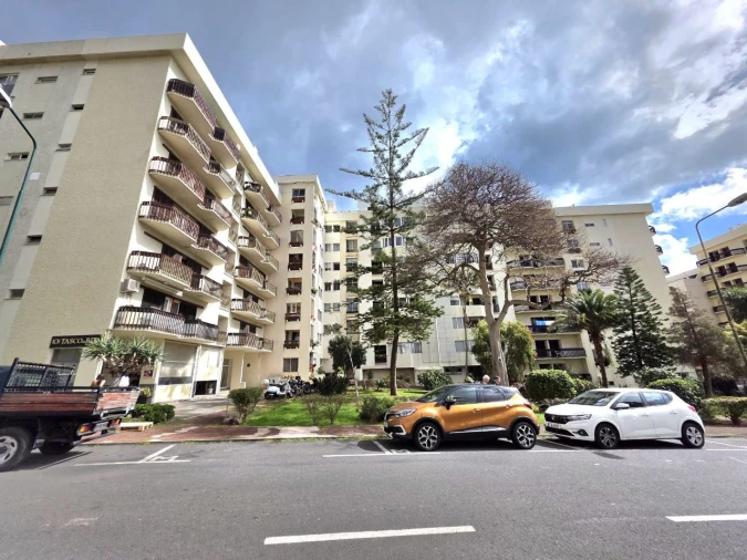 Apartamento T1 para Venda em Funchal Foto 22