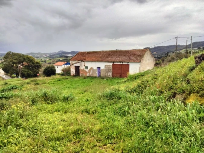 Terreno para Venda em Azueira
