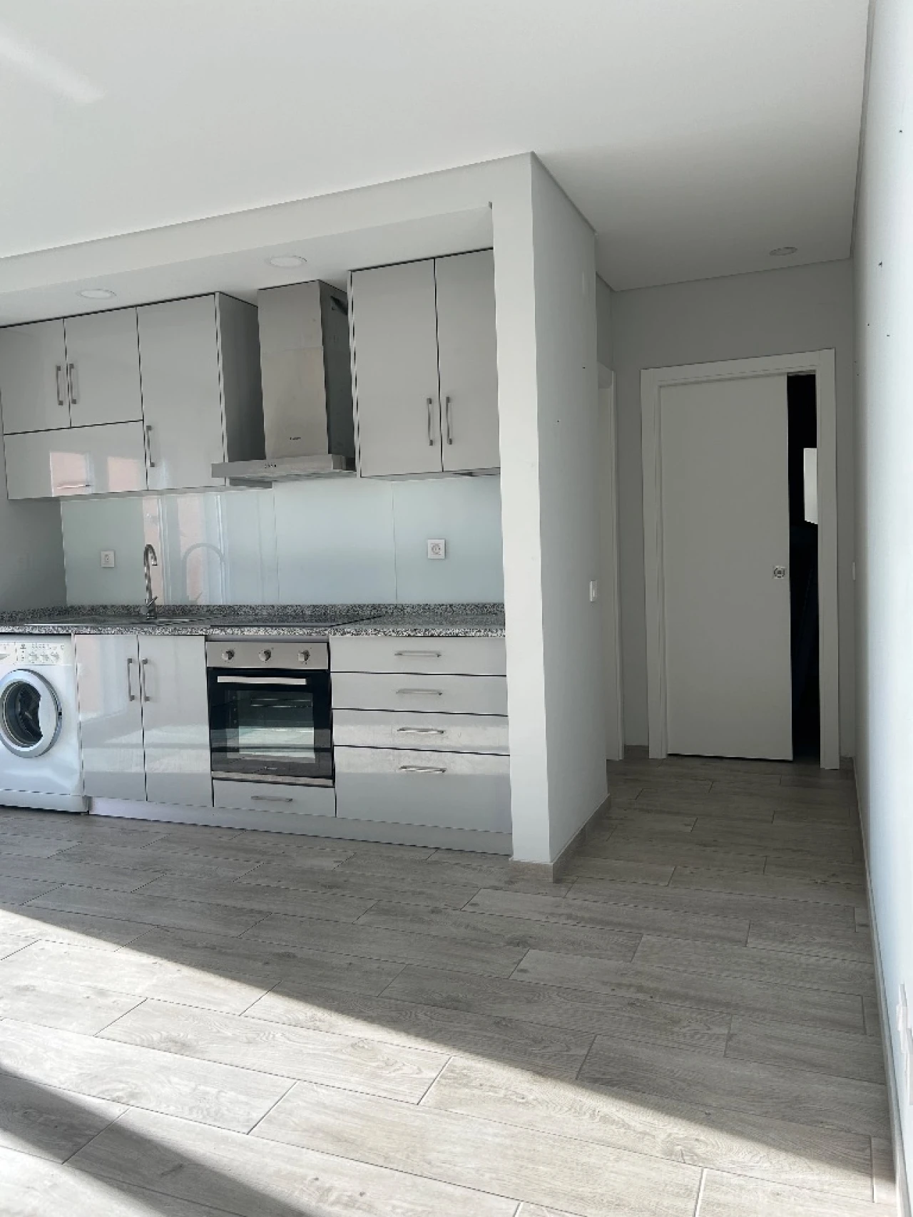 Apartamento T1 para Venda em Covilhã Foto 2