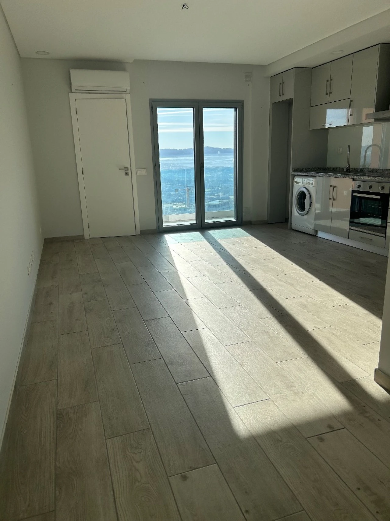 Apartamento T1 para Venda em Covilhã Foto 3