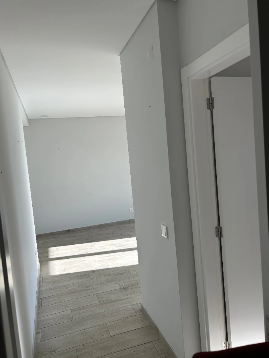 Apartamento T1 para Venda em Covilhã Foto 8