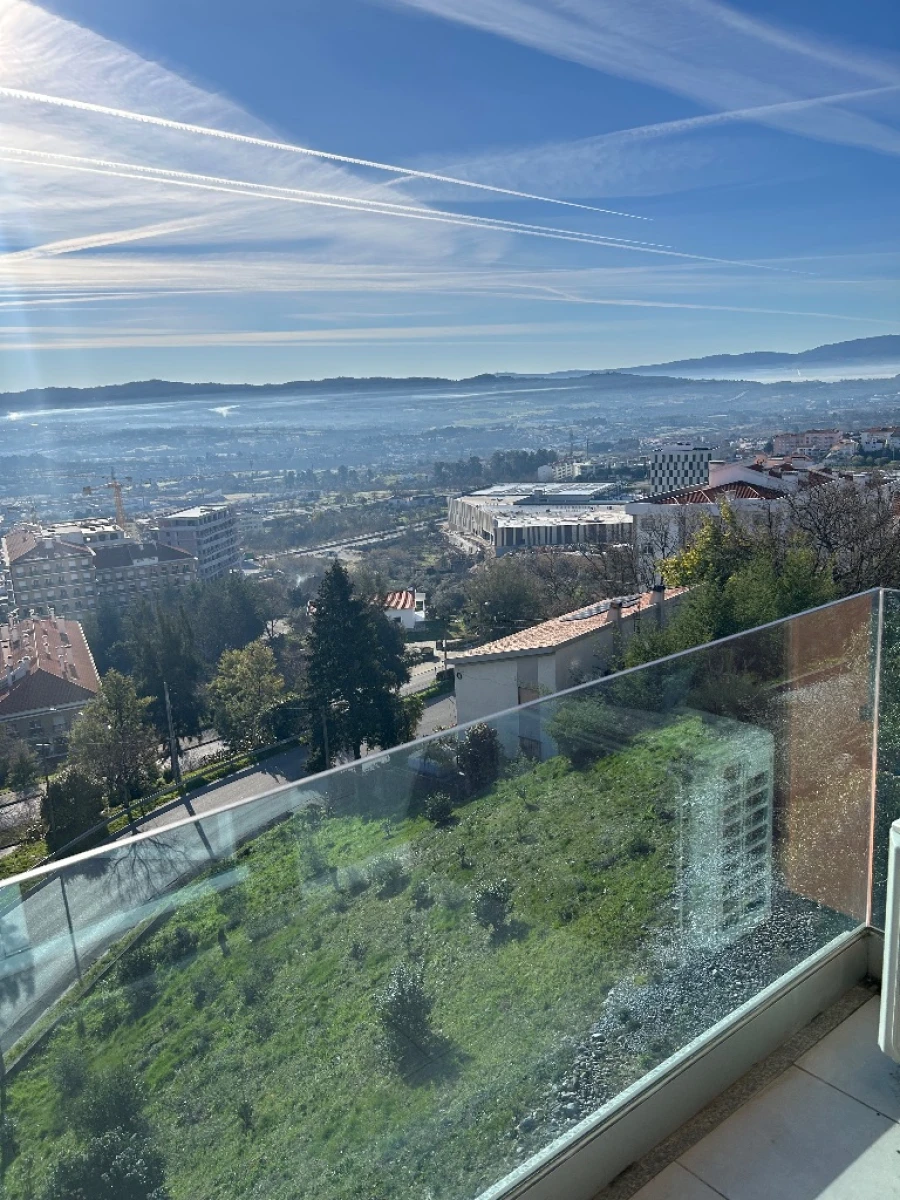 Apartamento T1 para Venda em Covilhã Foto 12