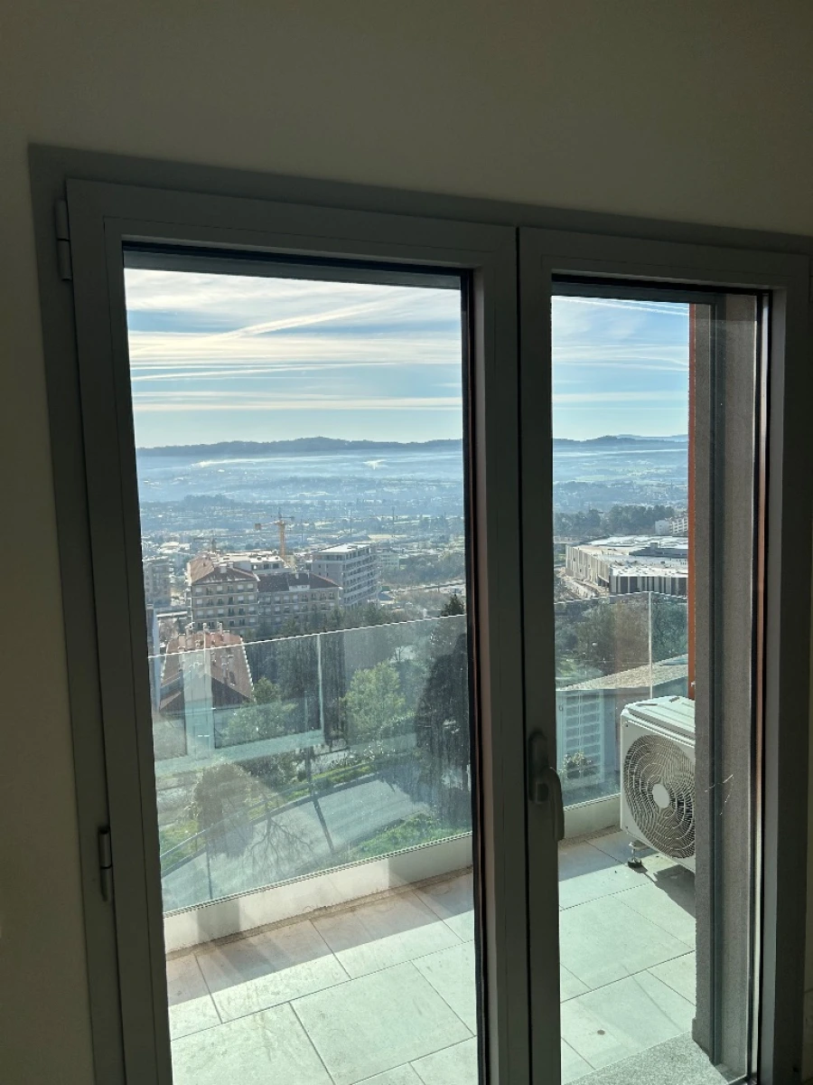 Apartamento T1 para Venda em Covilhã Foto 13