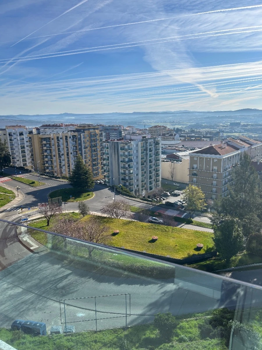 Apartamento T1 para Venda em Covilhã Foto 11