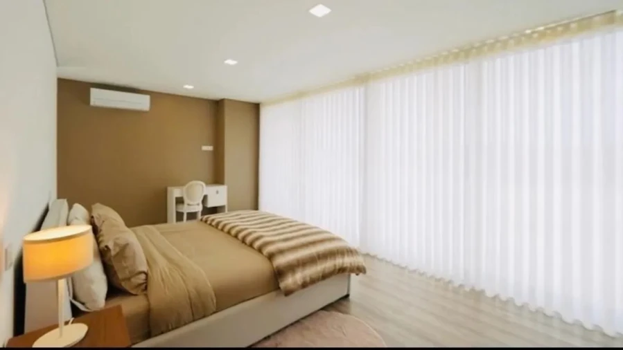 Moradia T5 para Venda em Jovim Foto 9