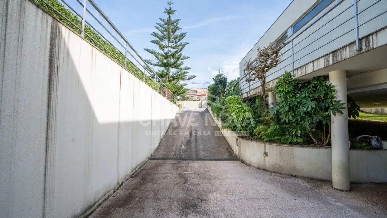 Moradia T4 para Venda em Vila Nova de Gaia Foto 10