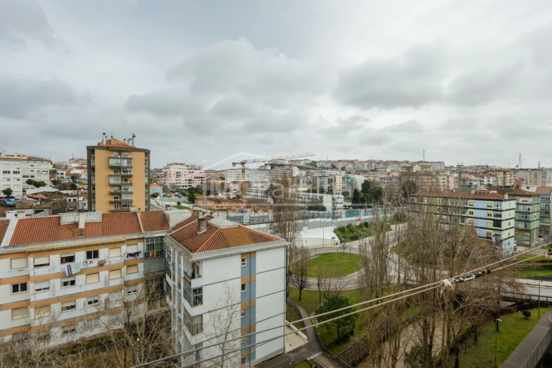 Apartamento T2 para Venda em Agualva-Cacém Foto 16