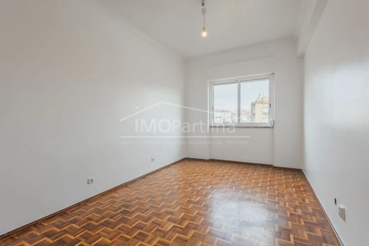 Apartamento T2 para Venda em Agualva-Cacém Foto 9