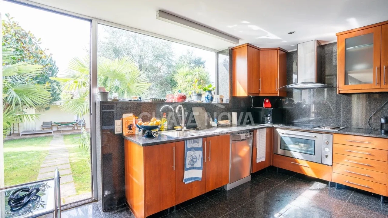 Moradia T4 para Venda em Vila Nova de Gaia Foto 17