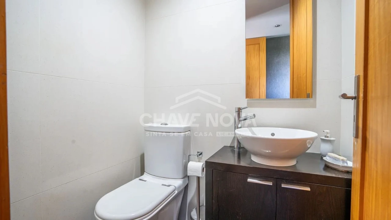 Moradia T4 para Venda em Vila Nova de Gaia Foto 30