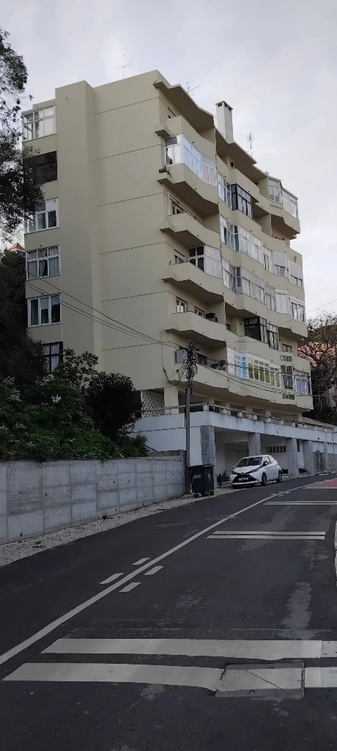 Apartamento T2 para Venda em Estoril Foto 3