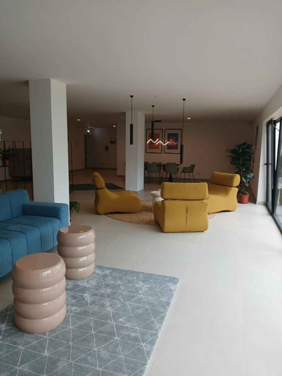 Apartamento T1 para Arrendamento em Porto Foto 10