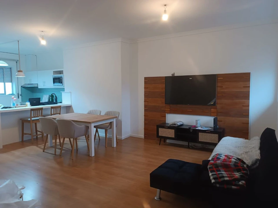 Apartamento T2 para Arrendamento em Espinho Foto 1