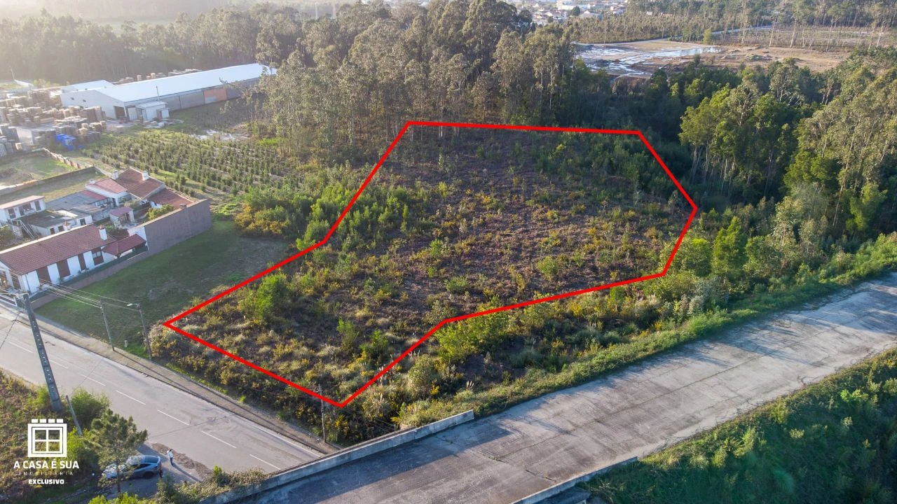 Terreno P/ Prédio para Venda em Arada Foto 2