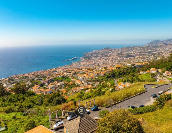 Moradia T3 para Venda em Funchal Foto 1