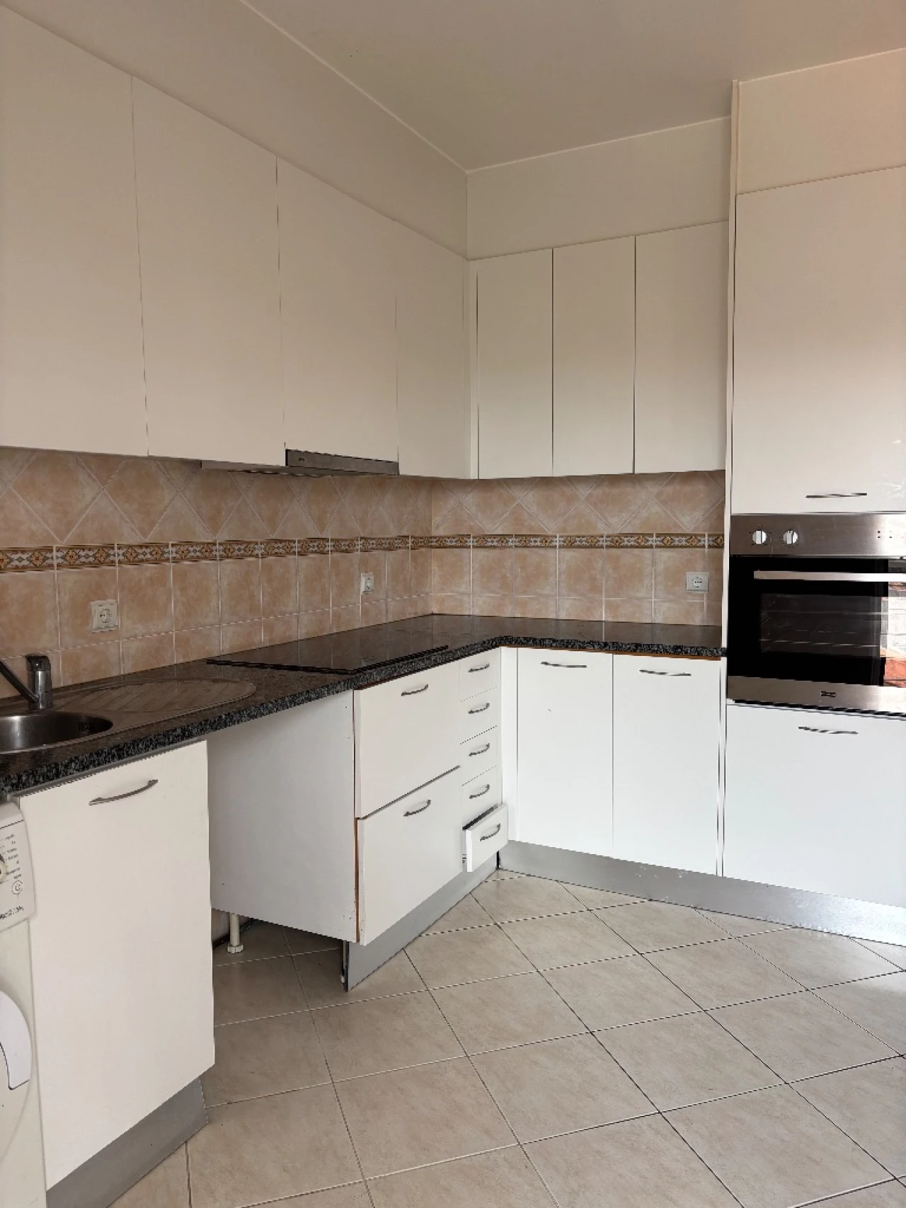 Apartamento T1 para Arrendamento em Leiria Foto 8