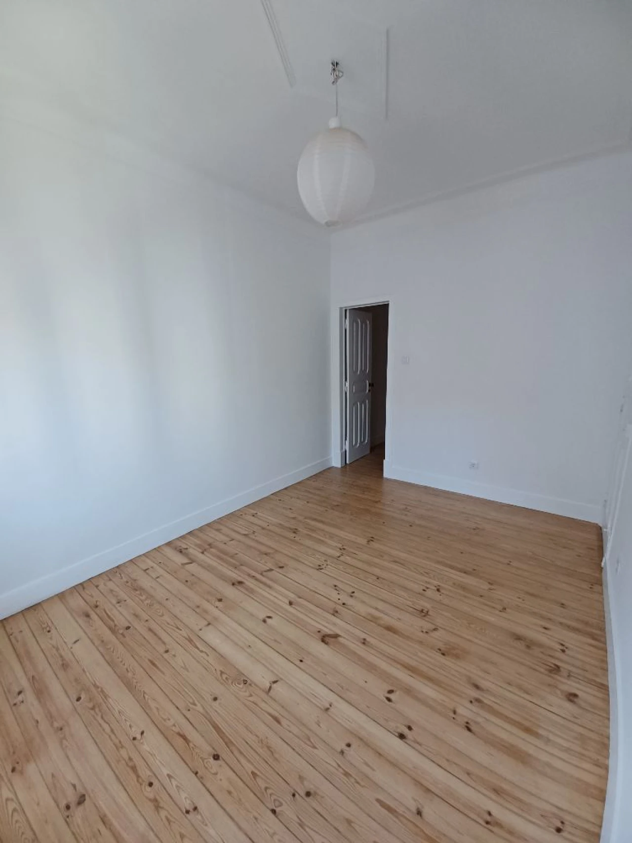 Apartamento T2 para Arrendamento em Lisboa Foto 3