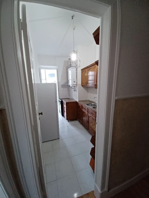Apartamento T2 para Arrendamento em Lisboa