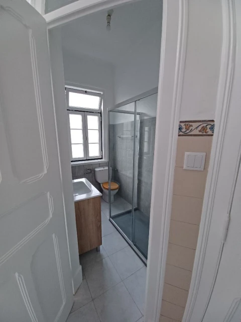 Apartamento T2 para Arrendamento em Lisboa