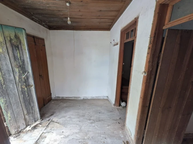 Moradia T2 para Venda em Casal dos Bernardos Foto 11