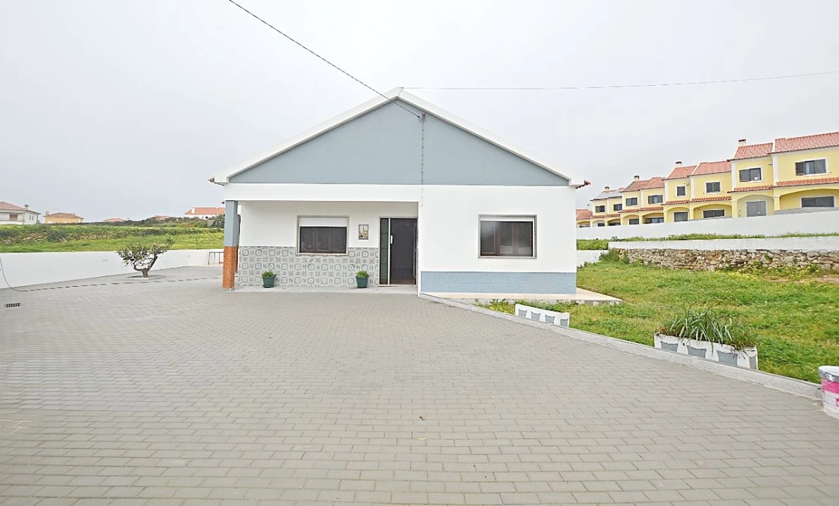 Moradia T3 para Arrendamento em Fonte Boa da Brincosa Foto 1