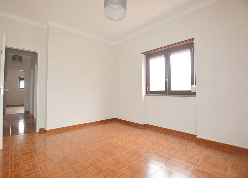 Moradia T3 para Arrendamento em Fonte Boa da Brincosa Foto 6