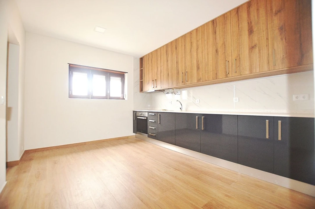 Moradia T3 para Arrendamento em Fonte Boa da Brincosa Foto 14