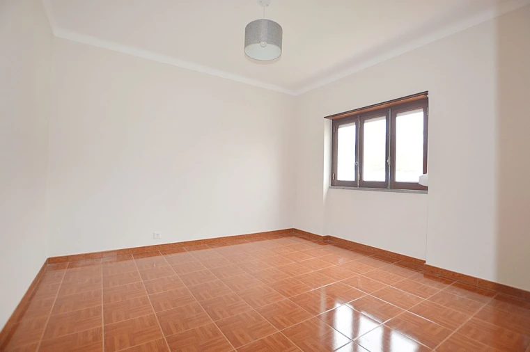 Moradia T3 para Arrendamento em Fonte Boa da Brincosa Foto 4