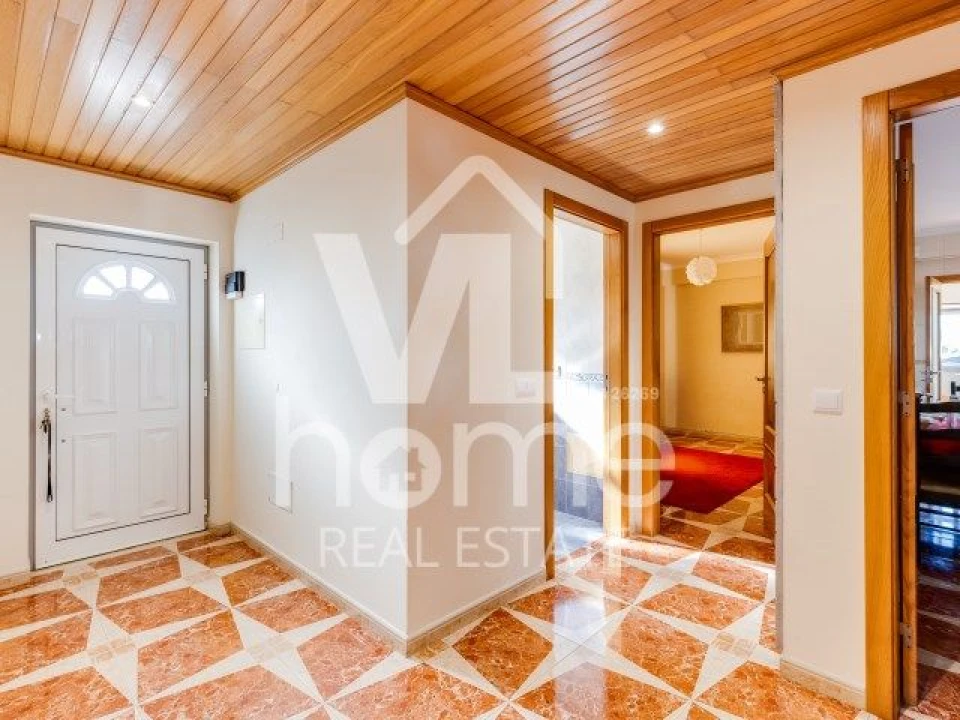 Moradia T4 para Venda em Codiceira Foto 30