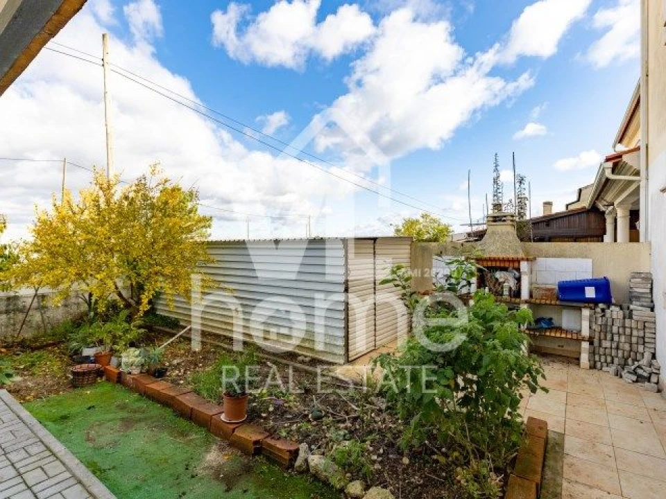 Moradia T4 para Venda em Codiceira Foto 35