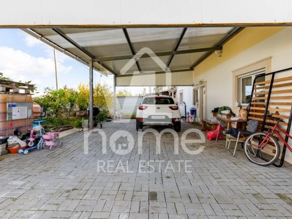 Moradia T4 para Venda em Codiceira Foto 43